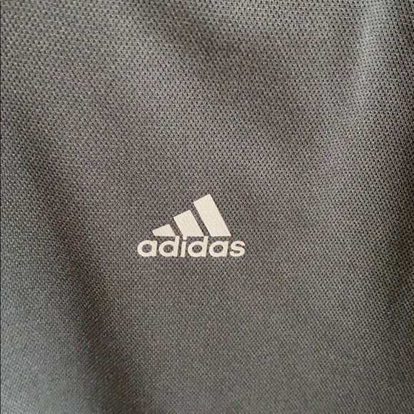 Men’s Adidas athletic top - Picture 3 of 5